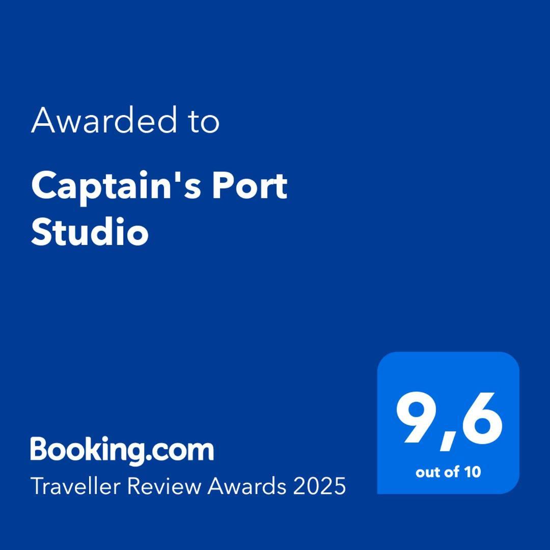 Captain'S Port Studio Gavrio Exterior photo